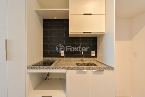 Image 3 - 919326