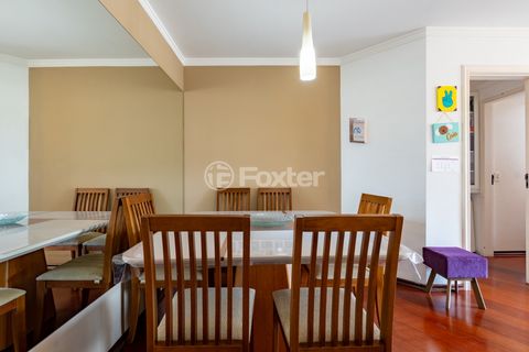 Image 4 - 919329