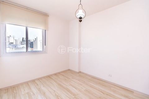 Image 13 - 919332