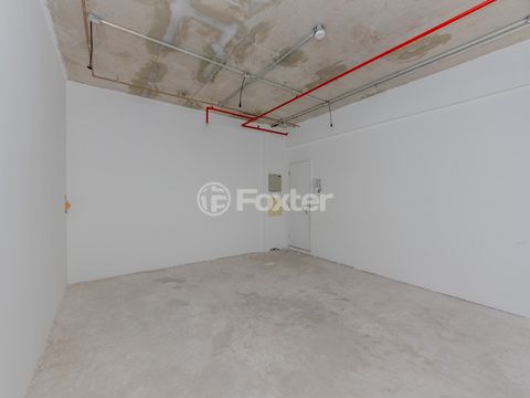 Image 10 - 919333