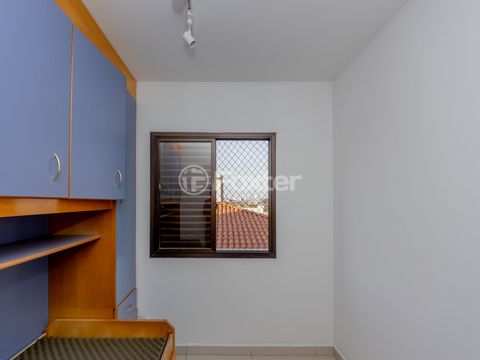 Image 19 - 919345