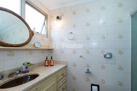 Image 11 - 919346