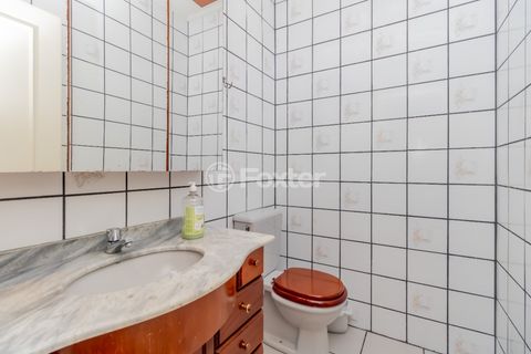 Image 19 - 919347