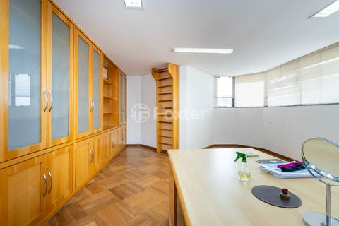 Image 16 - 919348