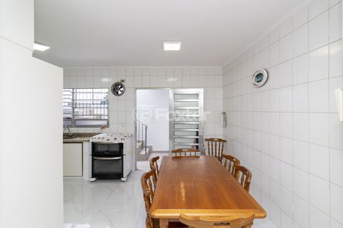 Image 10 - 919358