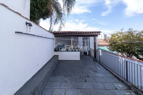 Image 17 - 919358