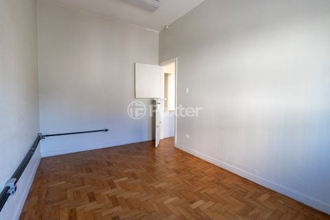 Image 11 - 919371