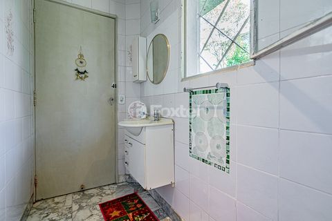 Image 13 - 919379
