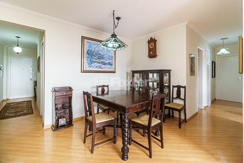 Image 3 - 919381