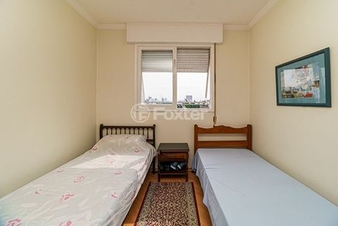 Image 16 - 919381