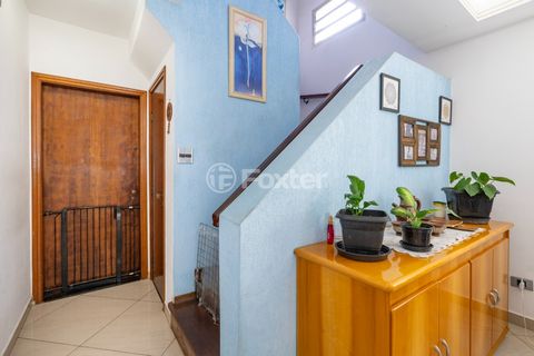 Image 10 - 919403