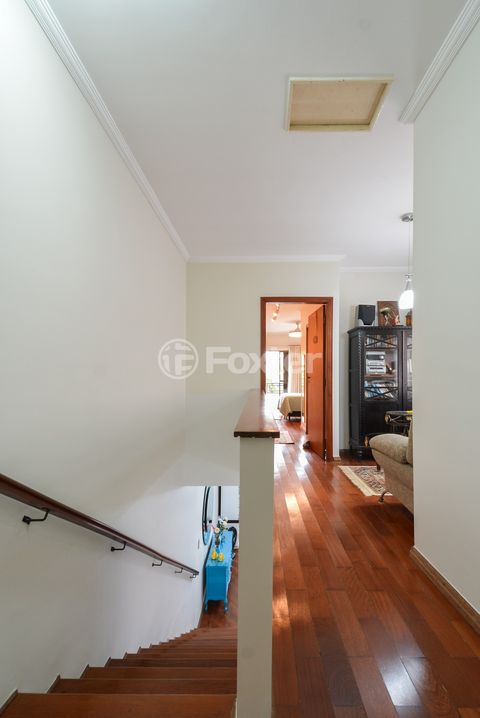 Image 18 - 919412