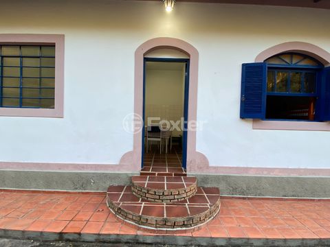 Image 12 - 919423