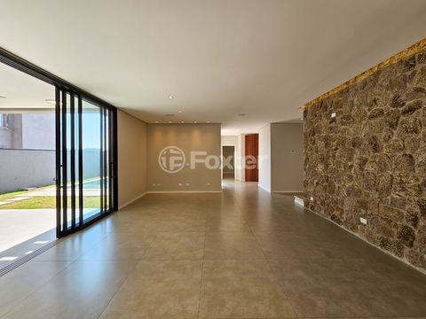 Image 4 - 919426