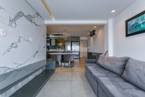 Image 4 - 919429
