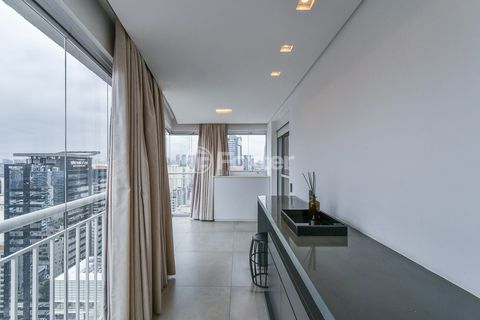 Image 10 - 919429