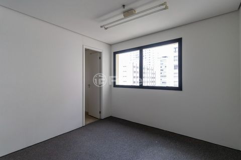 Image 6 - 919438