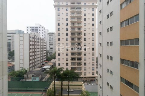 Image 12 - 919438