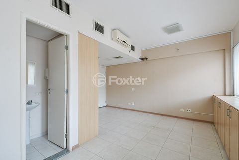 Image 10 - 919443