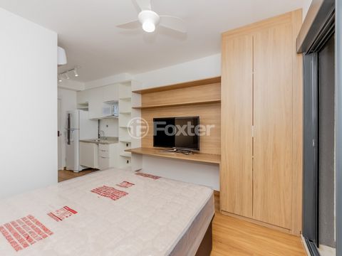 Image 3 - 919452