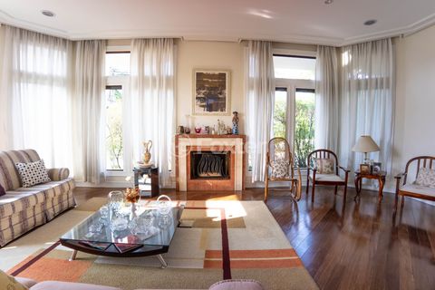 Image 3 - 919464