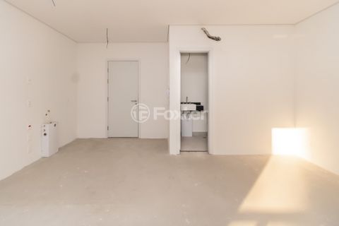 Image 4 - 919484
