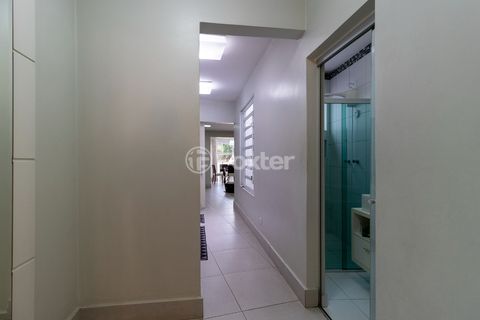 Image 11 - 919486