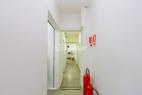 Image 17 - 919510