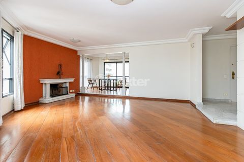 Image 11 - 919529