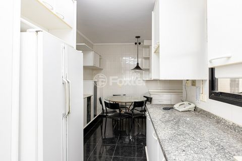 Image 16 - 919529