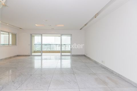 Image 3 - 919536