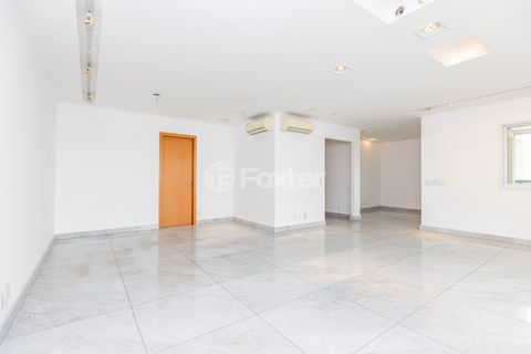 Image 5 - 919536