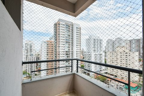 Image 19 - 919540
