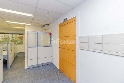 Image 11 - 919543