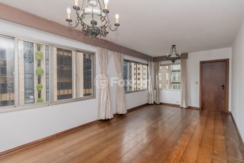 Image 8 - 919552