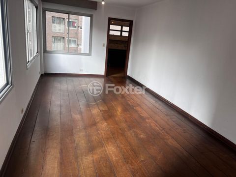 Image 6 - 919552