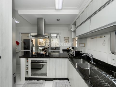 Image 19 - 919565