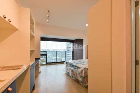Image 3 - 919573