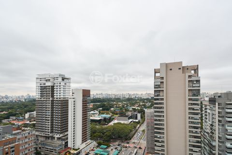 Image 18 - 919573