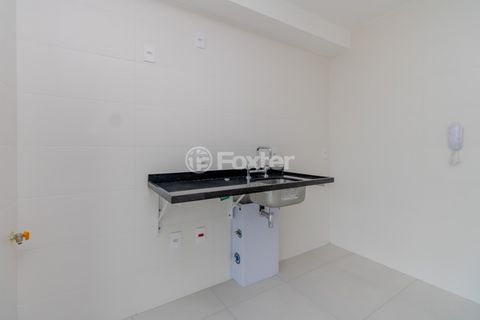 Image 7 - 919575