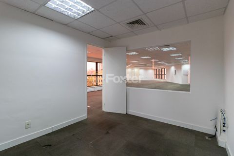 Image 7 - 919581