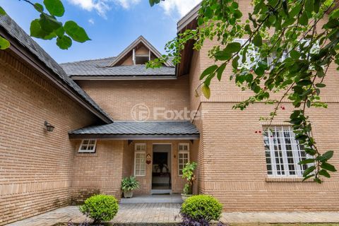 Image 4 - 919582