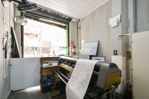 Image 7 - 919588