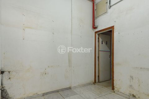 Image 5 - 919596
