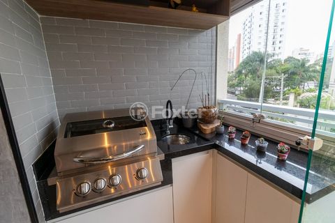 Image 10 - 919610