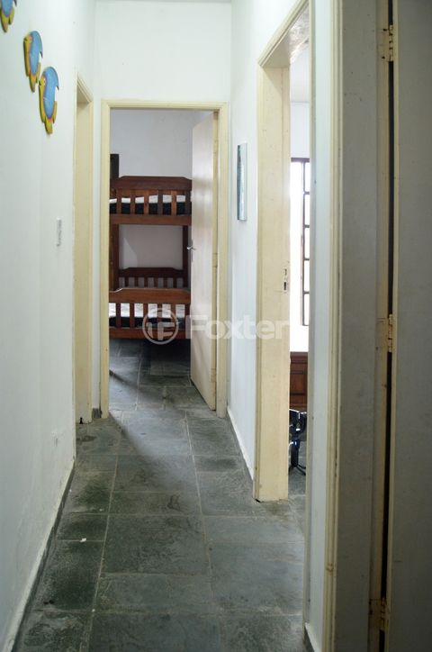 Image 14 - 919617