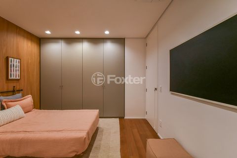 Image 12 - 919654