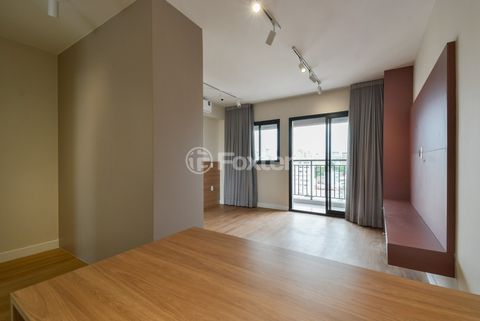 Image 1 - 919664