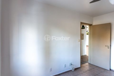 Image 11 - 919666