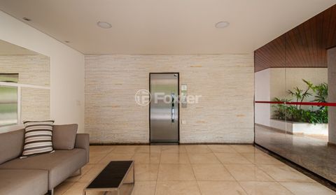 Image 4 - 919674